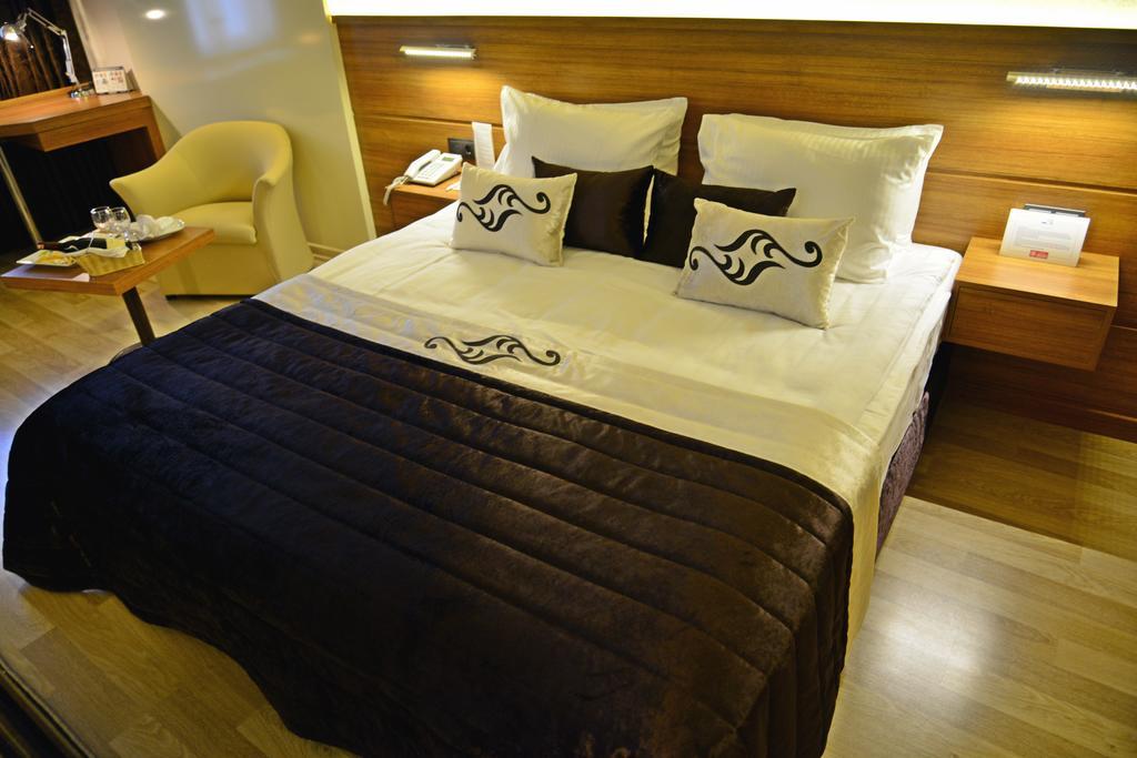 Aksan Hotel イズミル エクステリア 写真