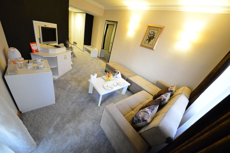 Aksan Hotel イズミル エクステリア 写真
