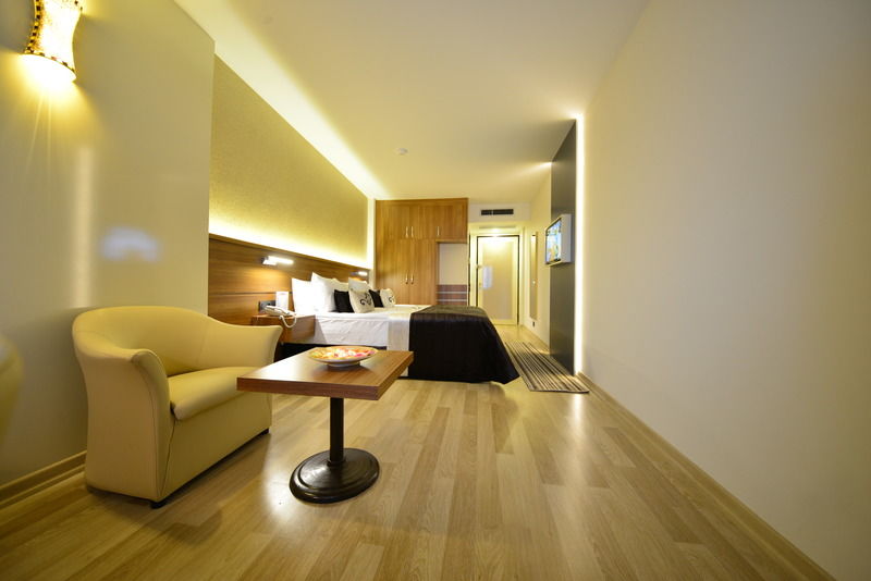 Aksan Hotel イズミル エクステリア 写真